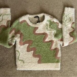 Ver J Patterned Sweater in Green and Brown. Size L